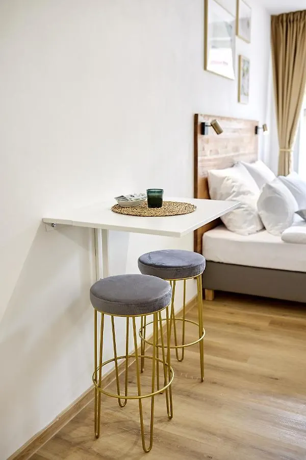 Residence 44 Прага 4*,  Чехия